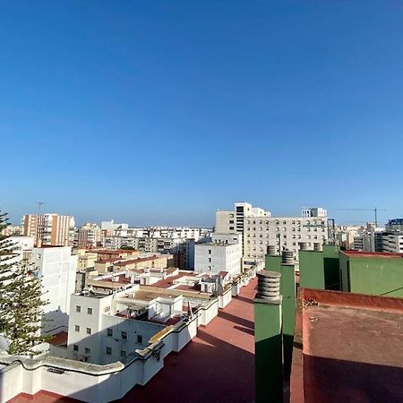 Penthouse Mara Ascensor Y Playa Grupo Ac Gestion Apartment Cadiz Bagian luar foto